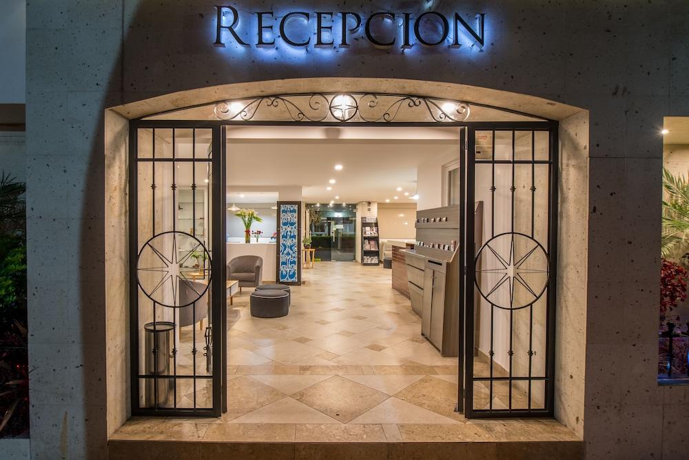 Quinta Rivera Hotel 악토판 외부 사진
